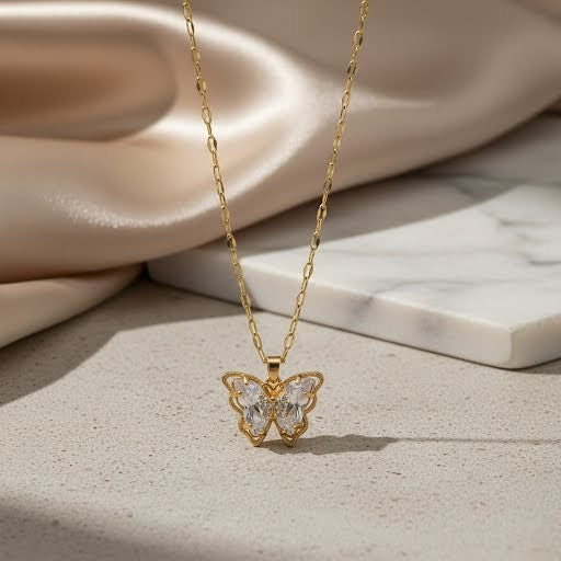 Colar Borboleta Delicada